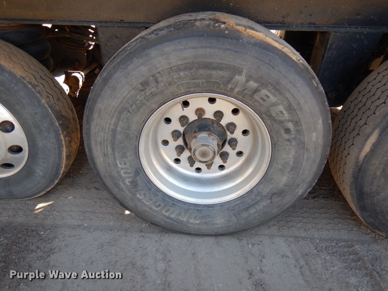 image for item HR9148 2000 East end dump trailer