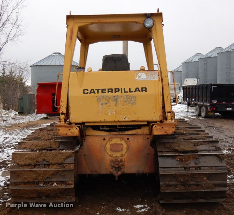 image for item HR9192 Caterpillar D6D  dozer