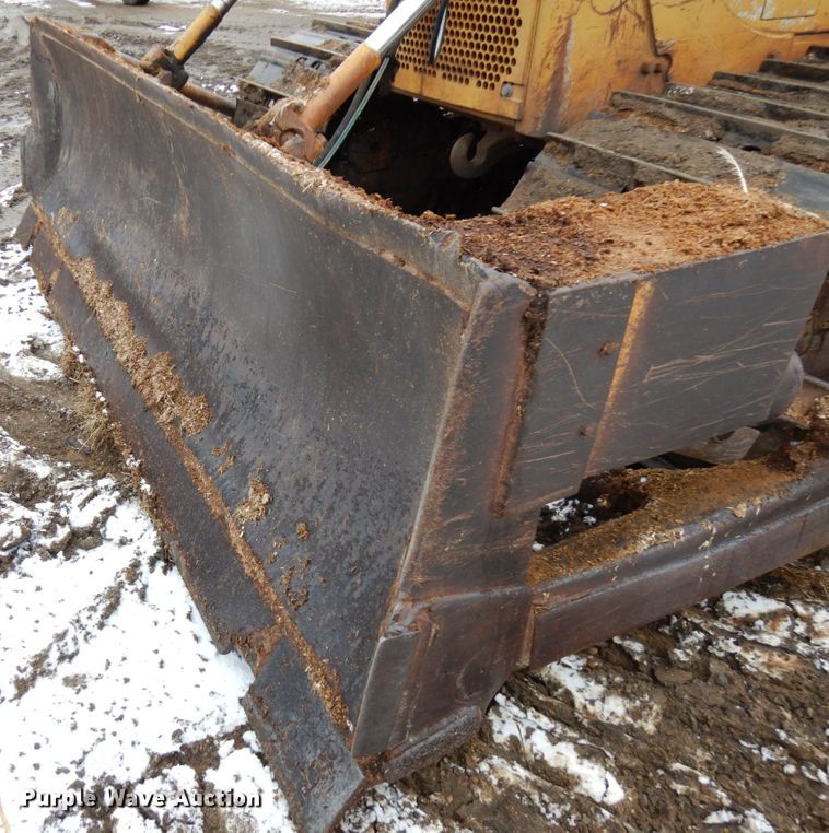 image for item HR9192 Caterpillar D6D  dozer