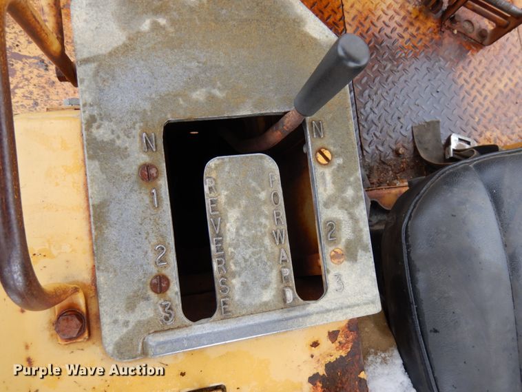 image for item HR9192 Caterpillar D6D  dozer