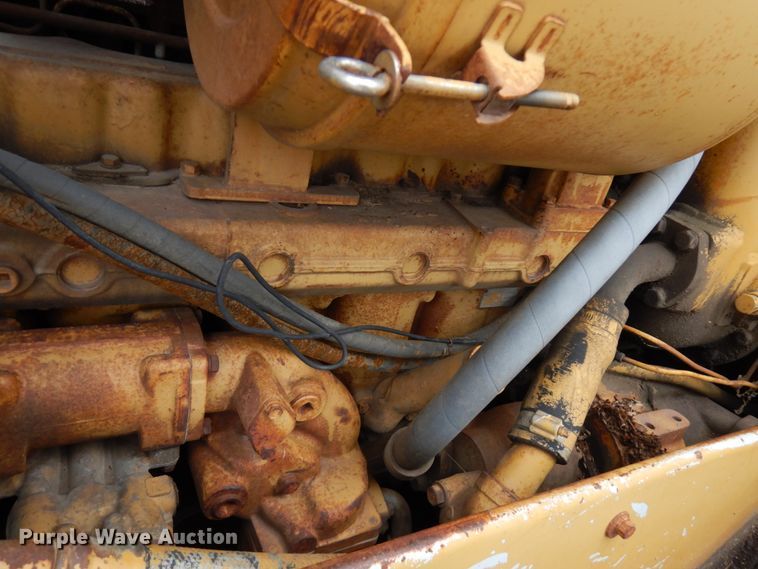 image for item HR9192 Caterpillar D6D  dozer