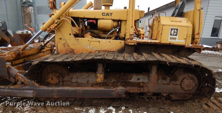 image for item HR9192 Caterpillar D6D  dozer