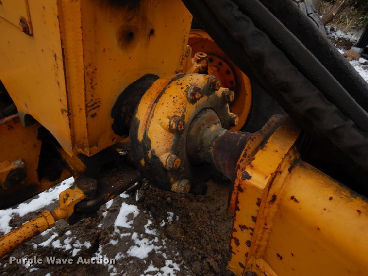 image for item HR9193 1990 John Deere 670B  motor grader