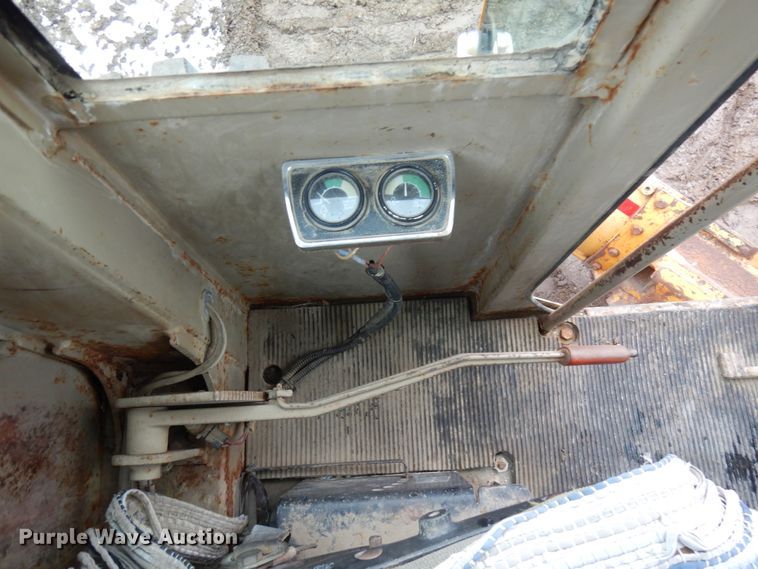 image for item HR9193 1990 John Deere 670B  motor grader