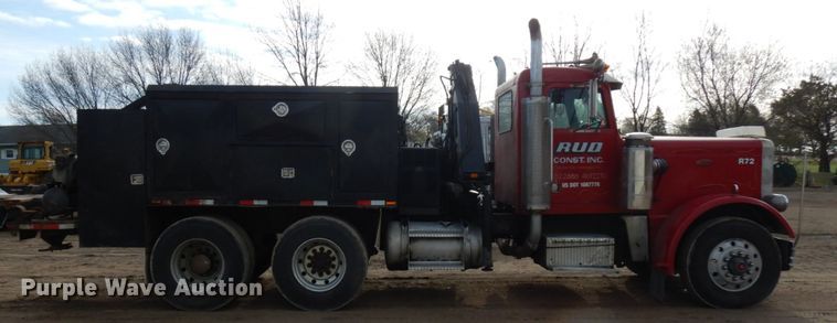 image for item HR9202 1978 Peterbilt 359  utility / service truck