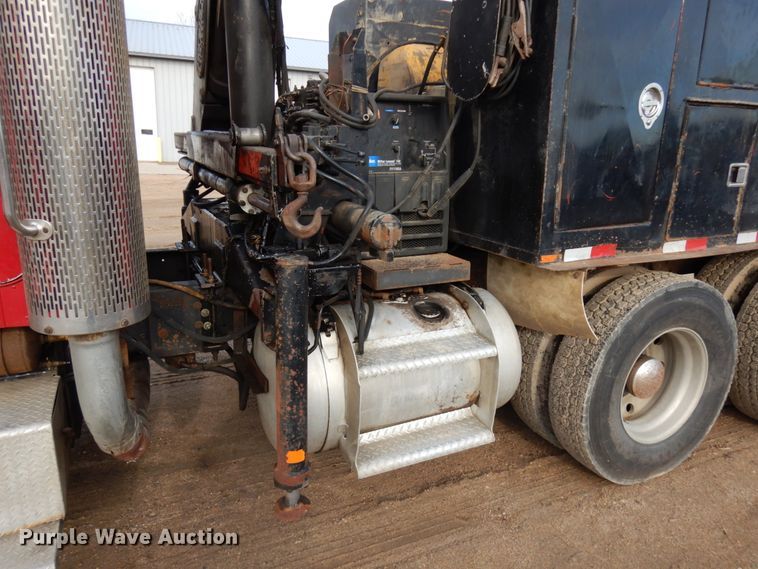 image for item HR9202 1978 Peterbilt 359  utility / service truck