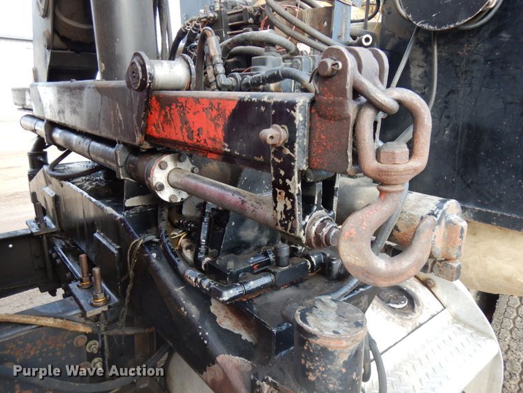 image for item HR9202 1978 Peterbilt 359  utility / service truck