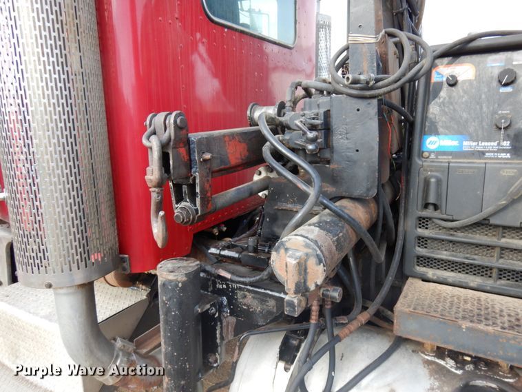 image for item HR9202 1978 Peterbilt 359  utility / service truck