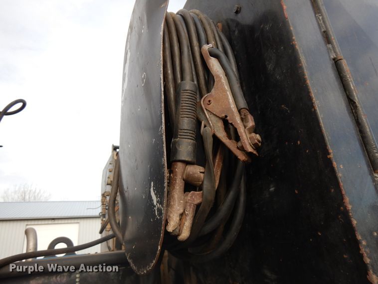 image for item HR9202 1978 Peterbilt 359  utility / service truck