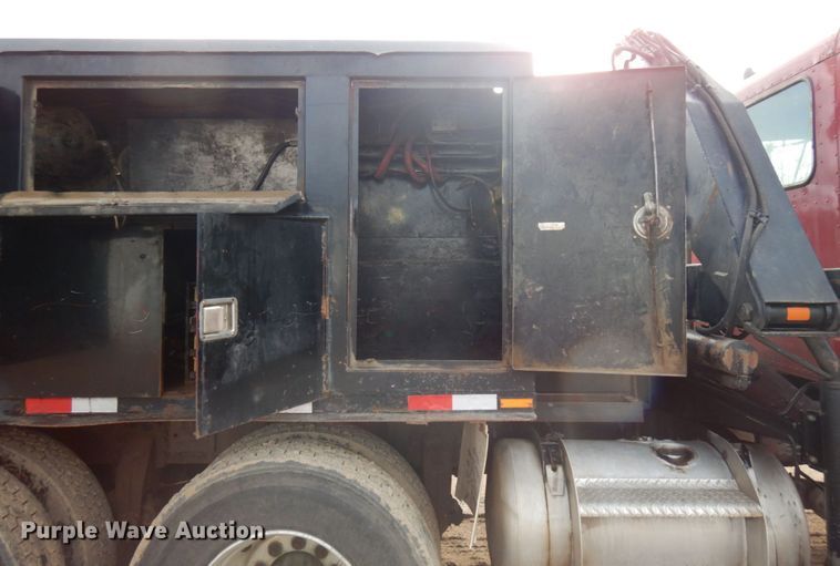 image for item HR9202 1978 Peterbilt 359  utility / service truck