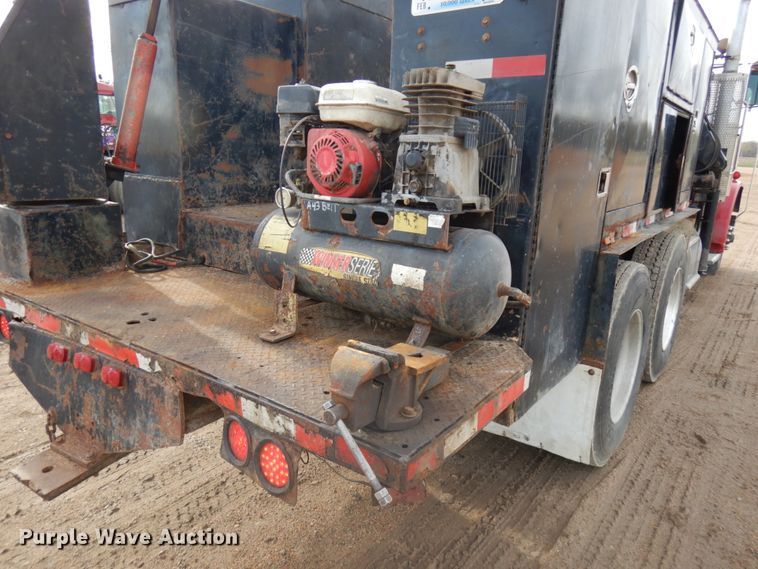 image for item HR9202 1978 Peterbilt 359  utility / service truck