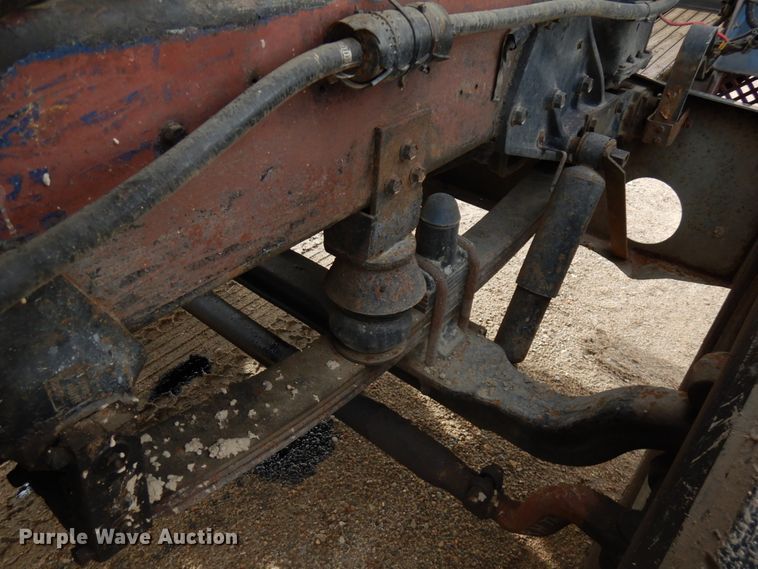 image for item HR9202 1978 Peterbilt 359  utility / service truck