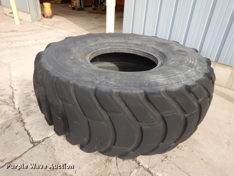 image for item HR9208 Caterpillar 631C scraper parts