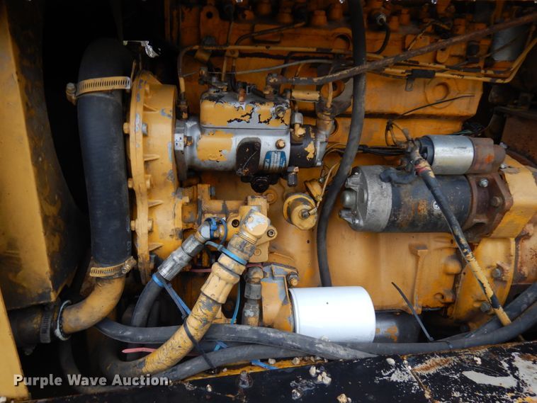 image for item HR9213 Hyster C530A  pneumatic roller