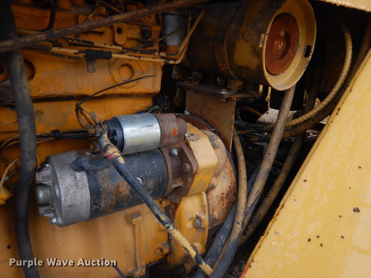 image for item HR9213 Hyster C530A  pneumatic roller