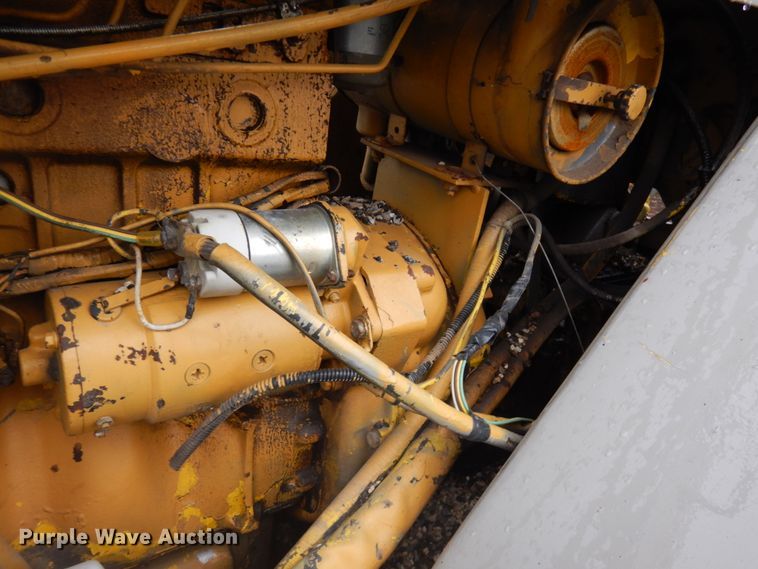 image for item HR9214 Hyster C530A  pneumatic roller