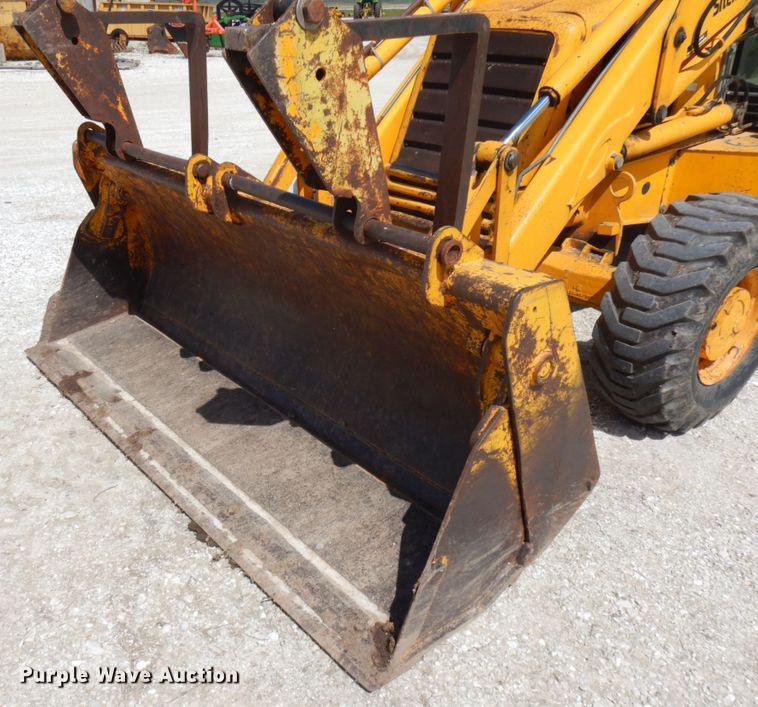 image for item HR9233 1994 JCB 214  backhoe