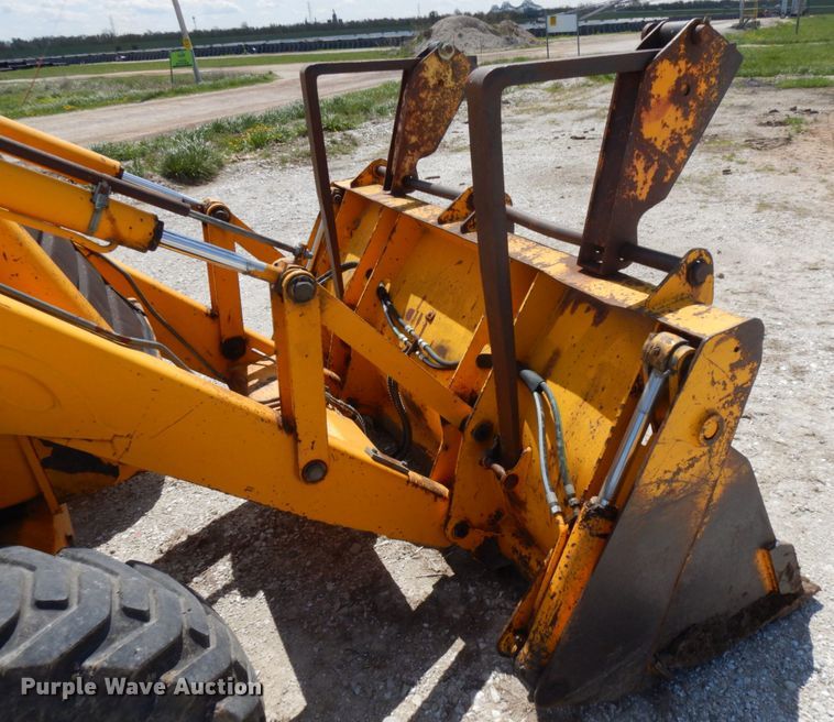 image for item HR9233 1994 JCB 214  backhoe
