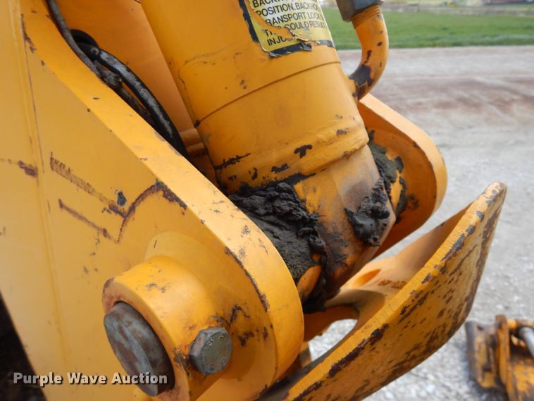 image for item HR9233 1994 JCB 214  backhoe