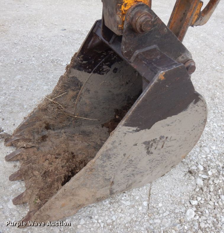 image for item HR9233 1994 JCB 214  backhoe