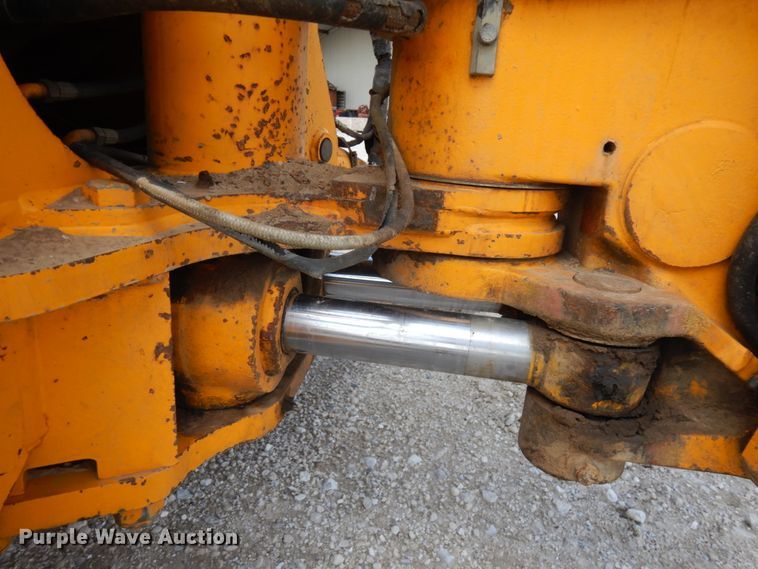 image for item HR9233 1994 JCB 214  backhoe