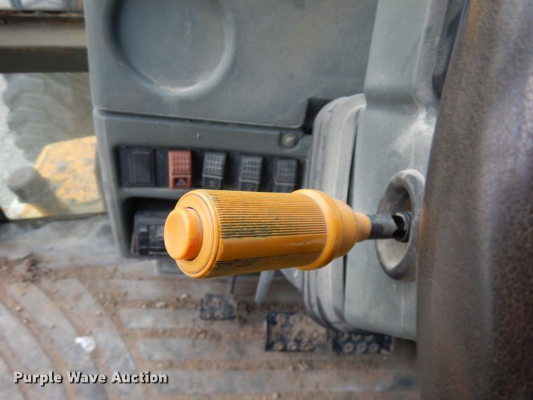 image for item HR9233 1994 JCB 214  backhoe