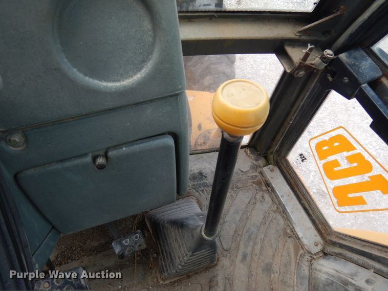 image for item HR9233 1994 JCB 214  backhoe