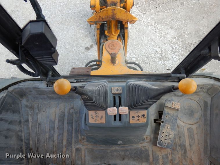 image for item HR9233 1994 JCB 214  backhoe