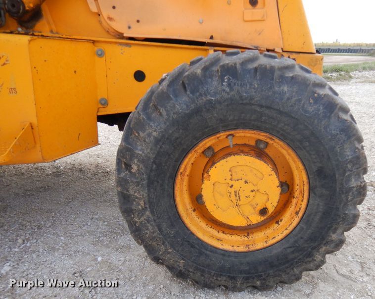 image for item HR9233 1994 JCB 214  backhoe