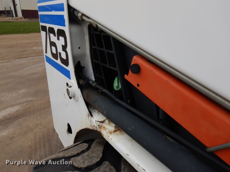 image for item HR9239 1998 Bobcat 763  skid steer loader