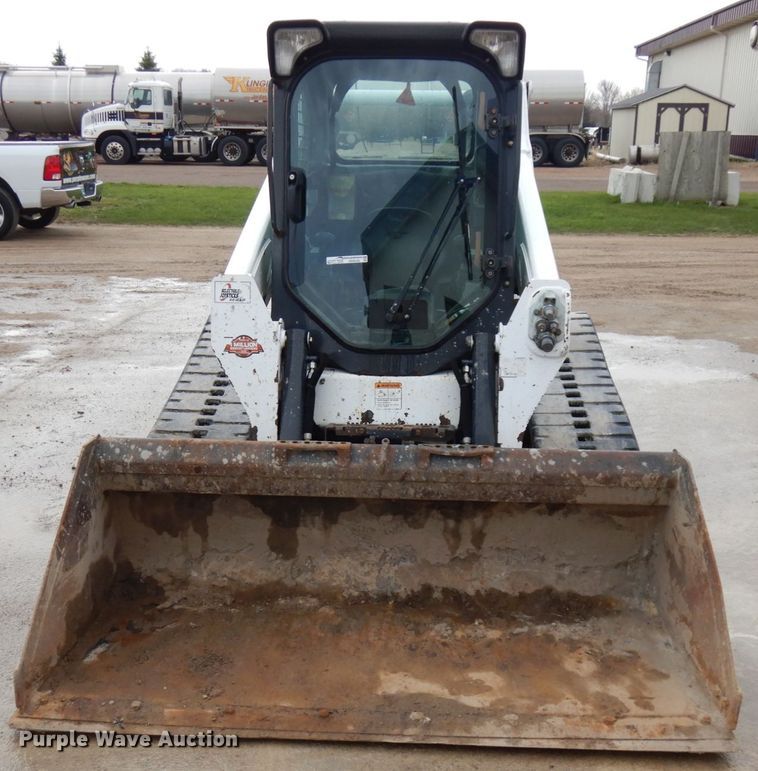 image for item HR9240 2015 Bobcat T590  tracked skid steer loader