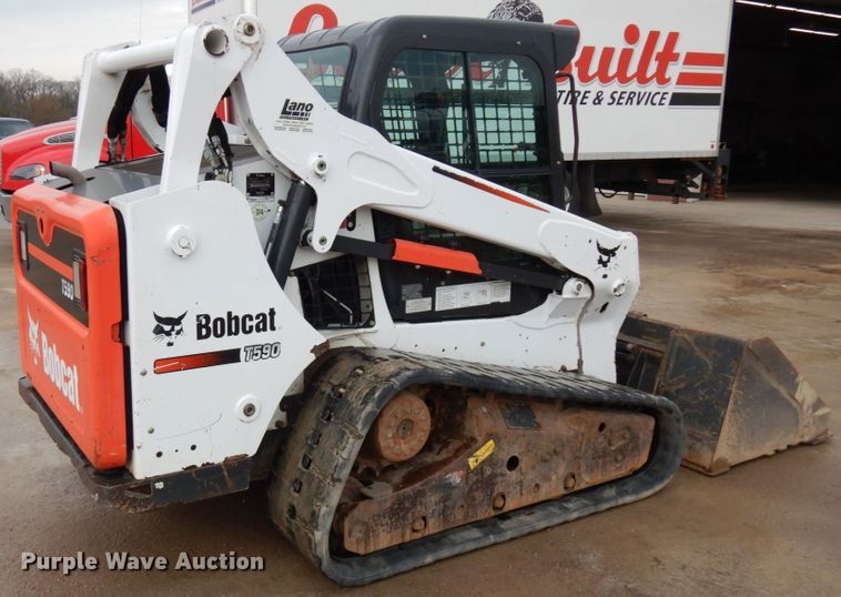 image for item HR9240 2015 Bobcat T590  tracked skid steer loader