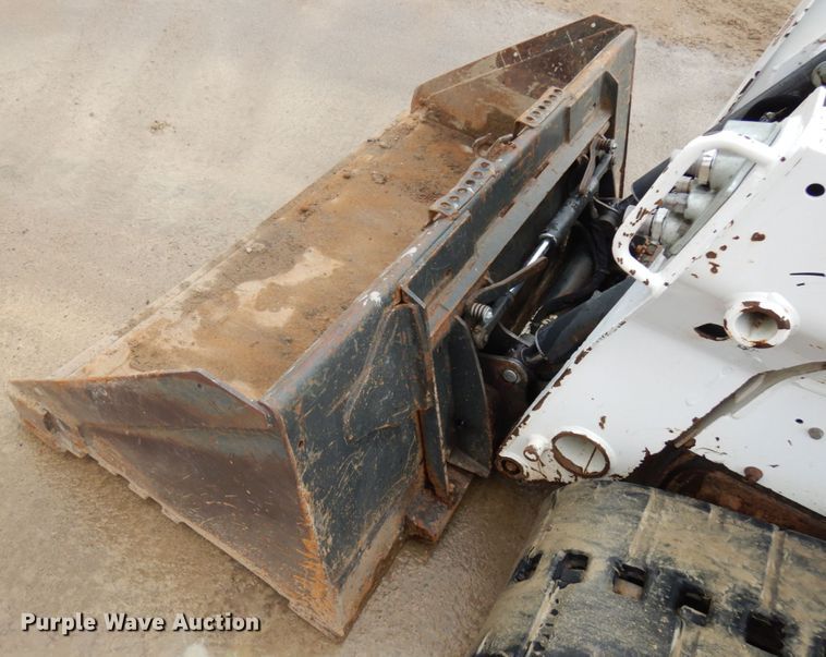 image for item HR9240 2015 Bobcat T590  tracked skid steer loader