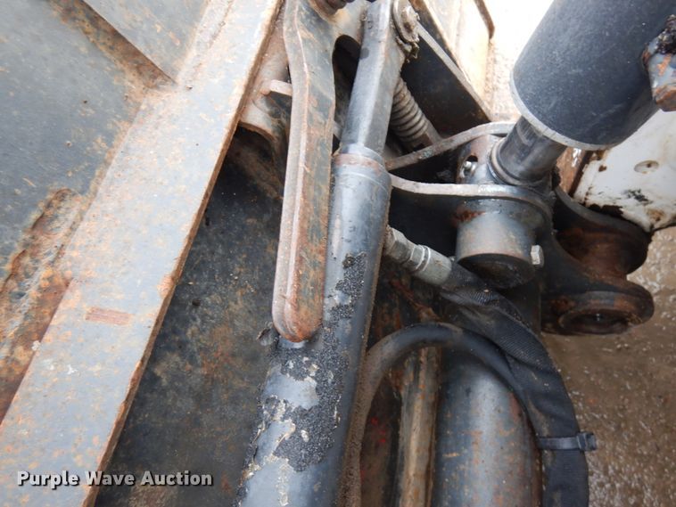 image for item HR9240 2015 Bobcat T590  tracked skid steer loader