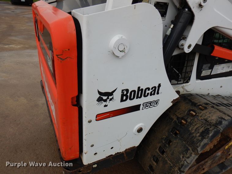 image for item HR9240 2015 Bobcat T590  tracked skid steer loader