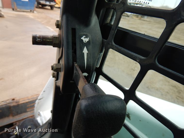 image for item HR9240 2015 Bobcat T590  tracked skid steer loader