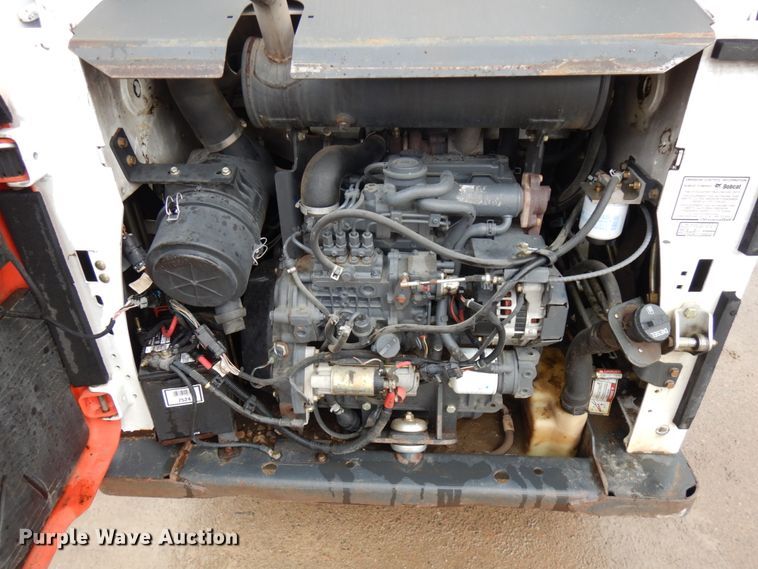 image for item HR9240 2015 Bobcat T590  tracked skid steer loader