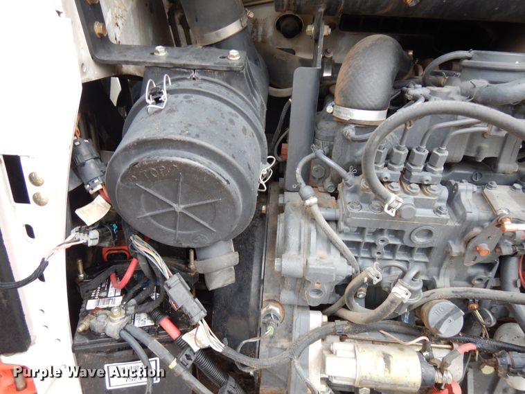 image for item HR9240 2015 Bobcat T590  tracked skid steer loader