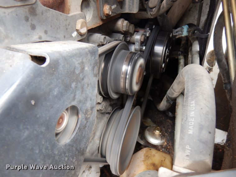 image for item HR9240 2015 Bobcat T590  tracked skid steer loader