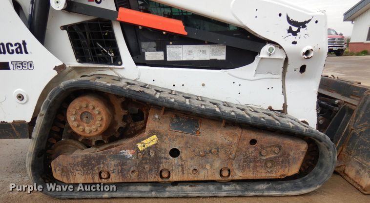 image for item HR9240 2015 Bobcat T590  tracked skid steer loader