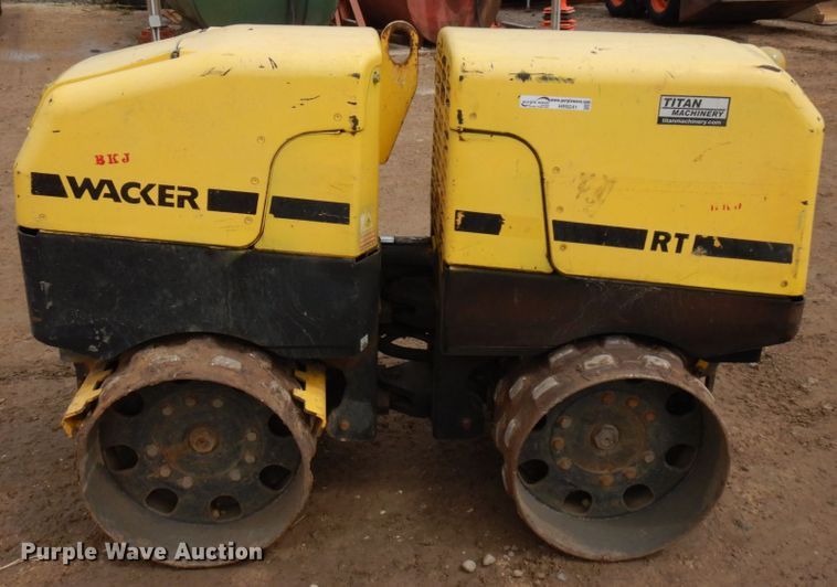 image for item HR9241 2007 Wacker RT  vibratory trench compactor