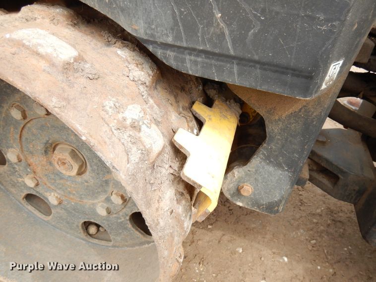 image for item HR9241 2007 Wacker RT  vibratory trench compactor