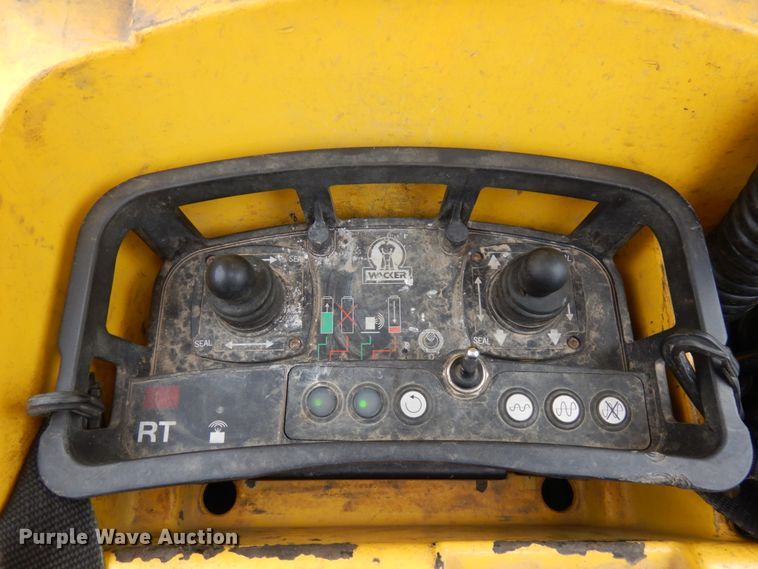 image for item HR9241 2007 Wacker RT  vibratory trench compactor