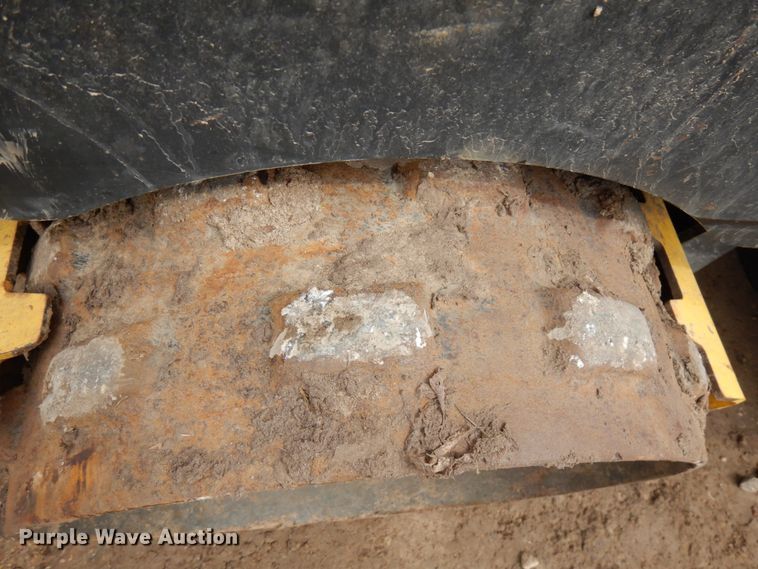 image for item HR9241 2007 Wacker RT  vibratory trench compactor