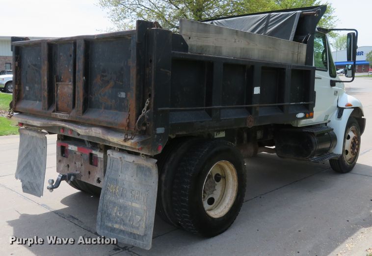 image for item HV9749 2006 International 4200  dump truck