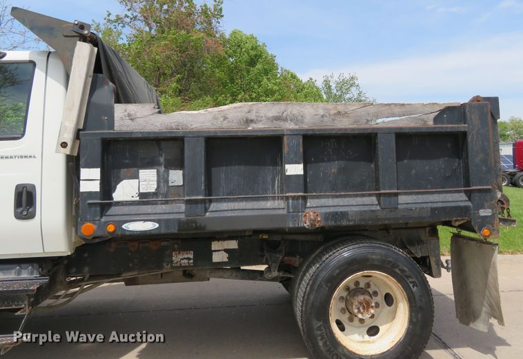 image for item HV9749 2006 International 4200  dump truck