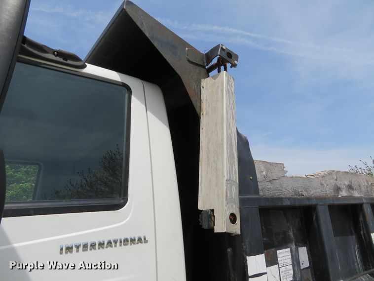 image for item HV9749 2006 International 4200  dump truck