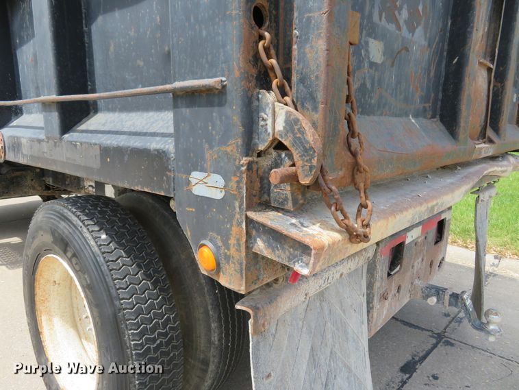 image for item HV9749 2006 International 4200  dump truck
