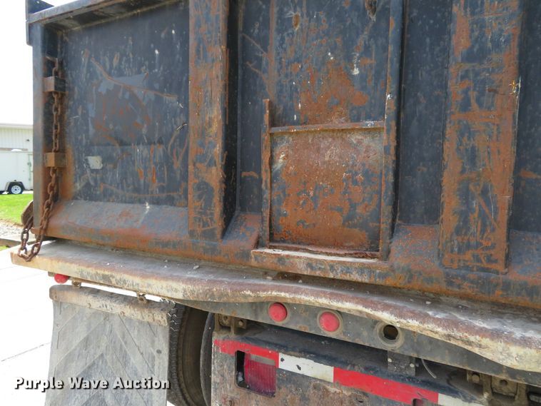 image for item HV9749 2006 International 4200  dump truck