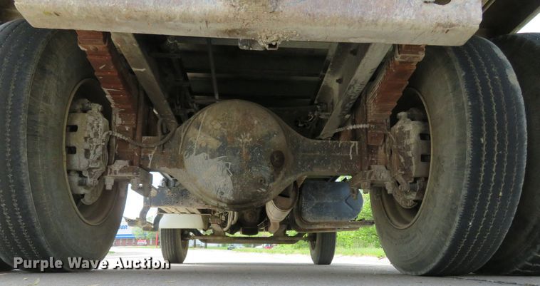 image for item HV9749 2006 International 4200  dump truck